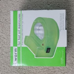 I.WARM for hot oil manicures